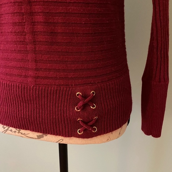 Women's Burgundy Sweater - Picture 3 of 6